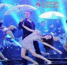 天生弯掰后天直